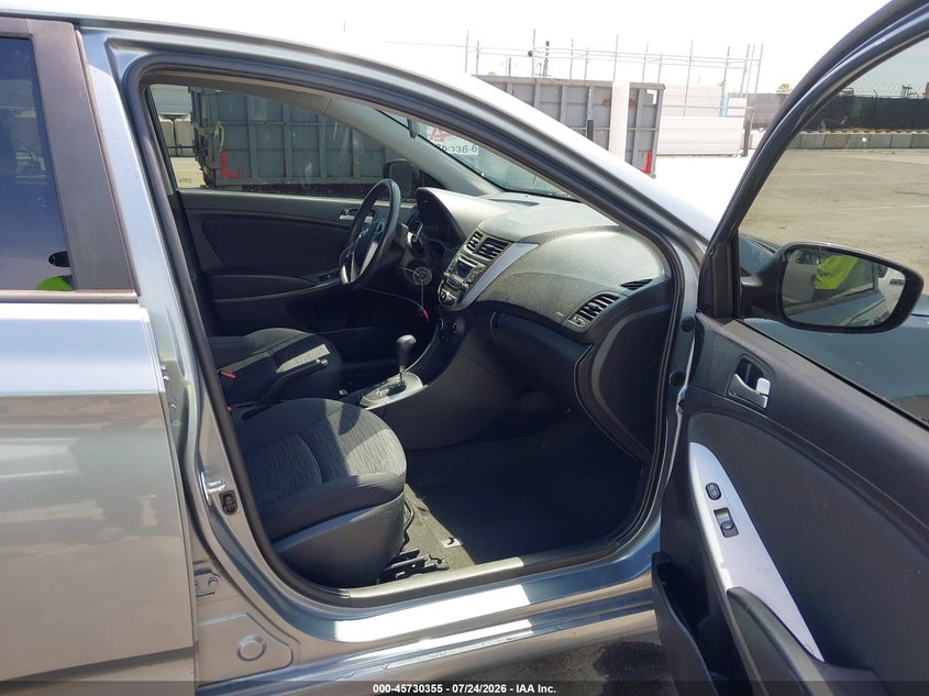 2017 HYUNDAI ACCENT auction photo 5