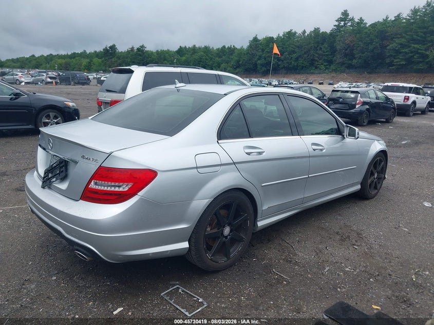 Vin: wddgf8ab2eg231854, lot: 46229118, mercedes-benz c 300 sport 4matic 20144