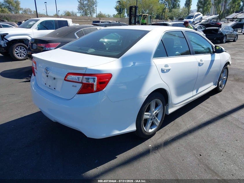 Vin: 4t1bf1fkxdu237935, lot: 46229144, toyota camry se 20134