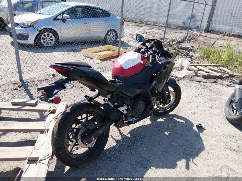 KAWASAKI EX500 2026