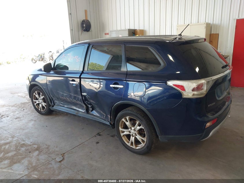 2015 MITSUBISHI OUTLANDER auction photo 3
