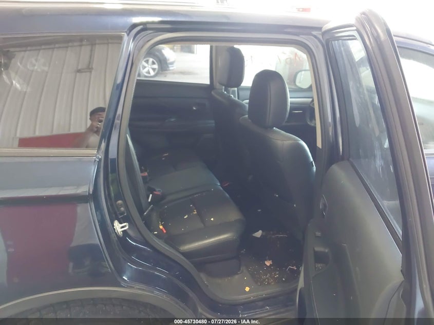 2015 MITSUBISHI OUTLANDER auction photo 8