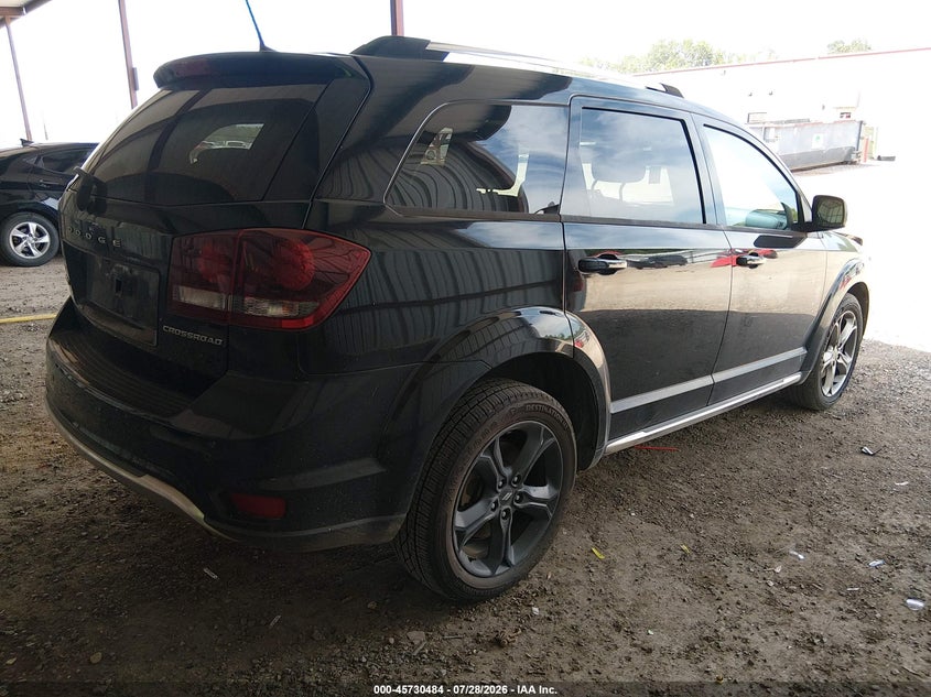 Vin: 3c4pdcgb0lt212772, lot: 46229183, dodge journey crossroad 20204