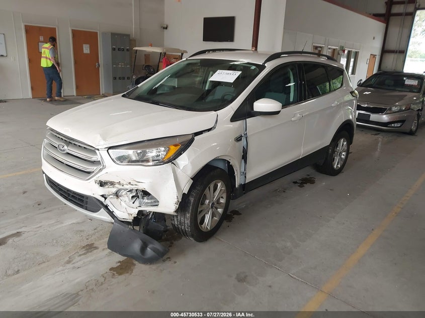 Vin: 1fmcu0gd2jud01546, lot: 46229232, ford escape se 20182