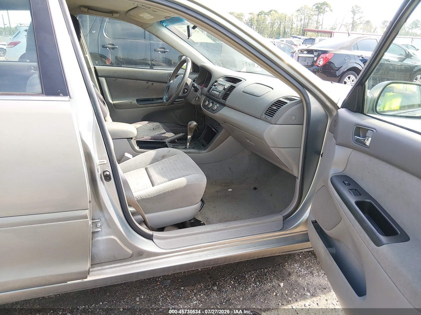 2005 TOYOTA CAMRY auction photo 5