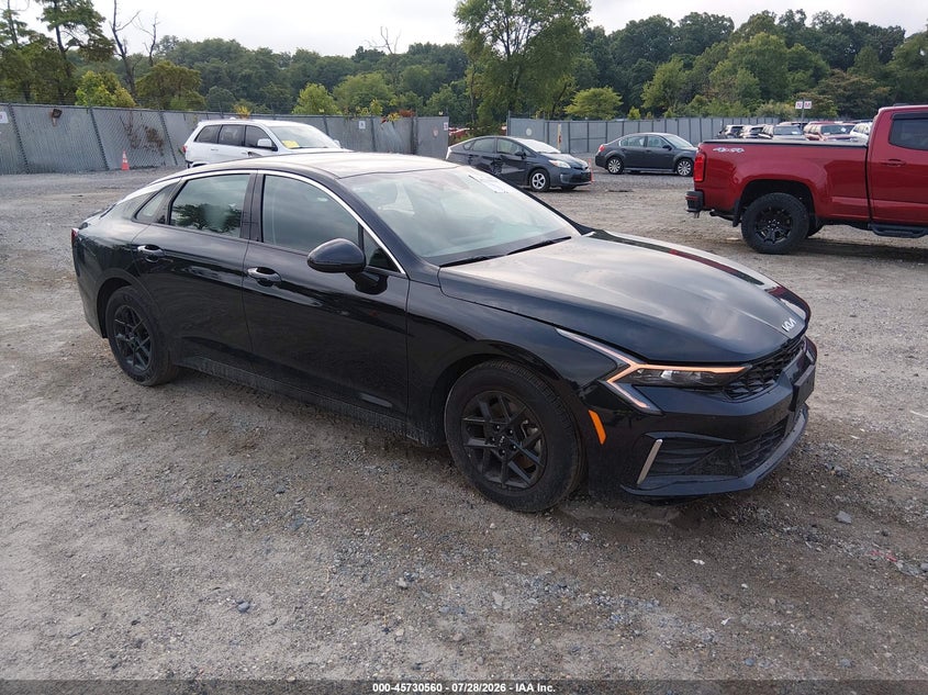 2025 Kia K5 LXS