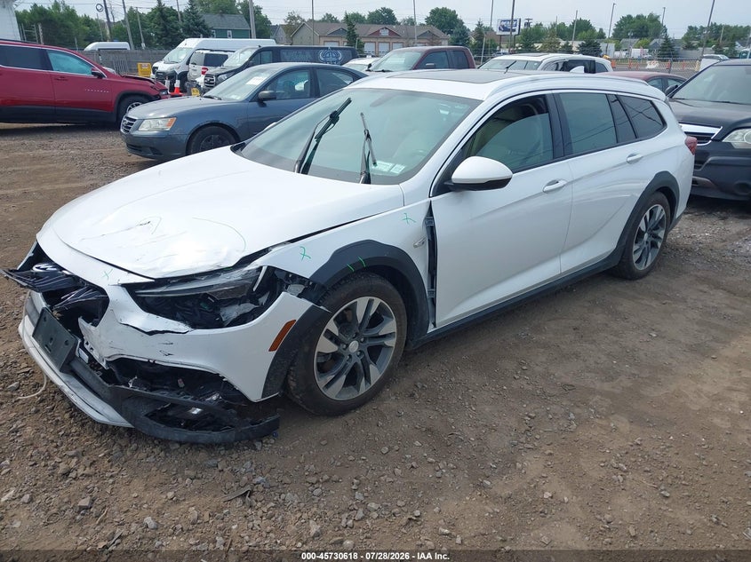 2019 BUICK REGAL TOURX auction photo 2