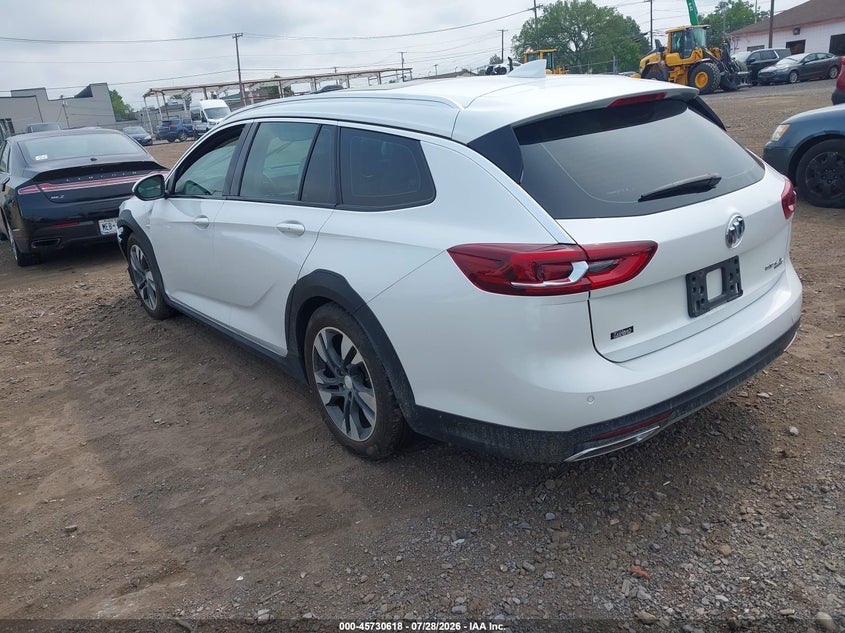 2019 BUICK REGAL TOURX auction photo 3