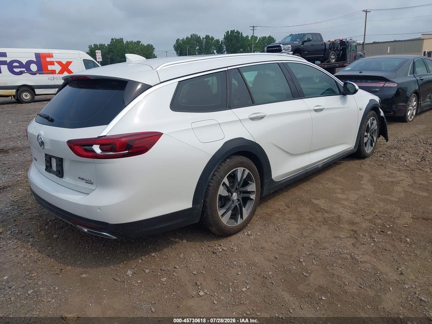 2019 BUICK REGAL TOURX auction photo 4