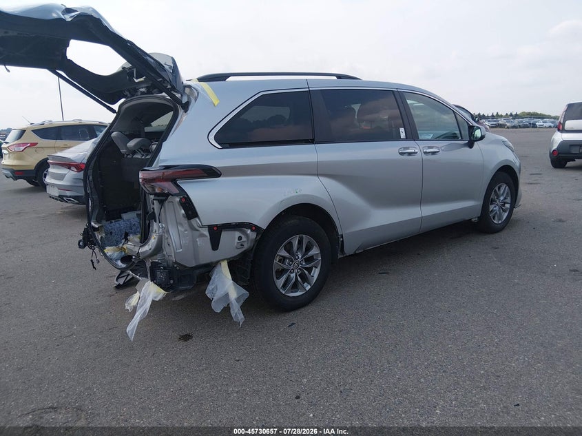 Vin: 5tdyskfc0rs149738, lot: 46229356, toyota sienna xle 20244