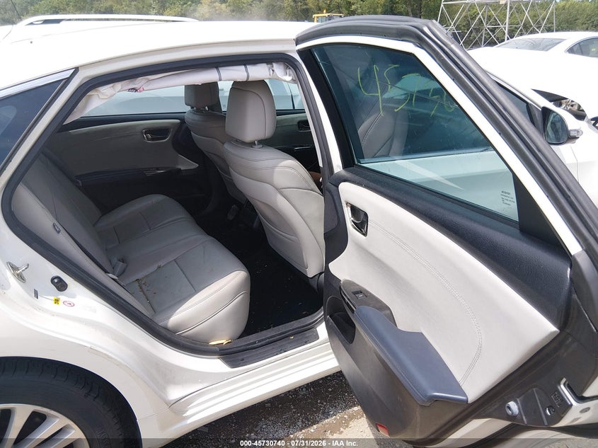 2013 TOYOTA AVALON HYBRID auction photo 8