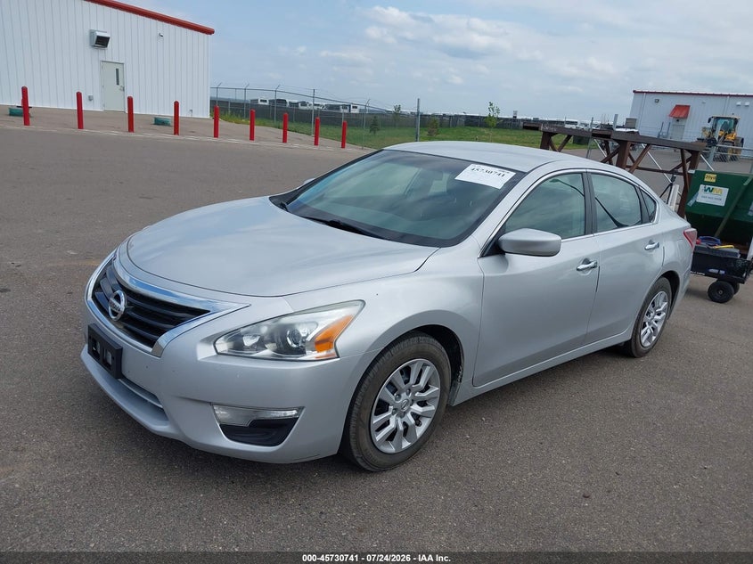 2013 NISSAN ALTIMA auction photo 2