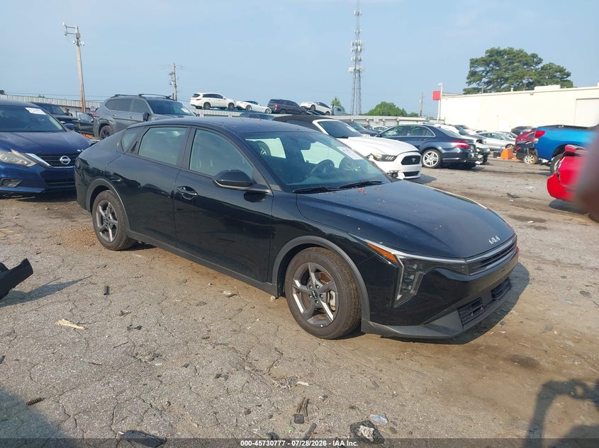 Vin: 3kpft4de8se073013, lot: 46229476, kia k4 lxs 2025 img_1