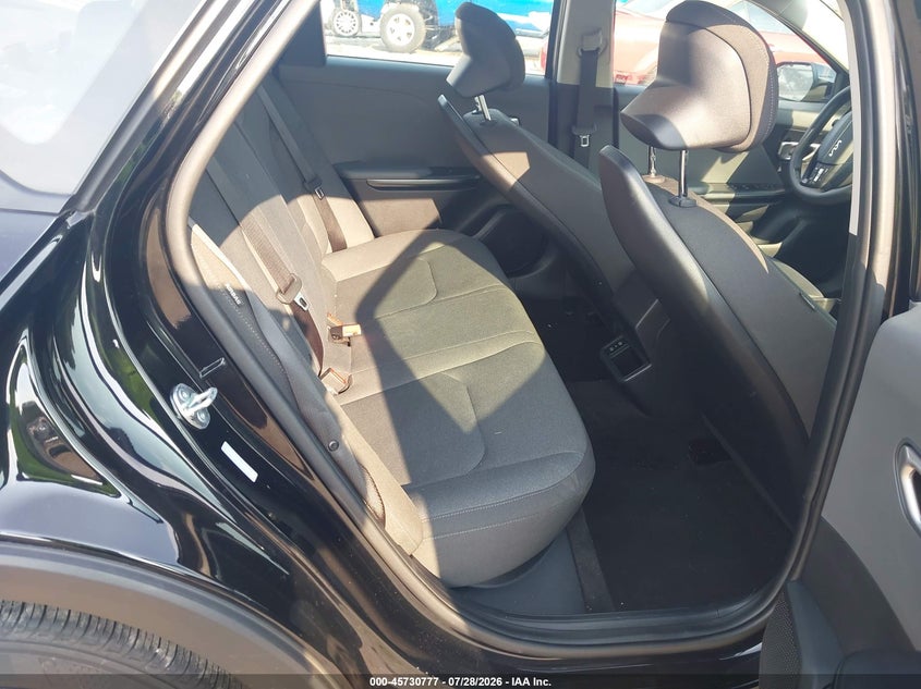 2025 KIA K4 auction photo 8