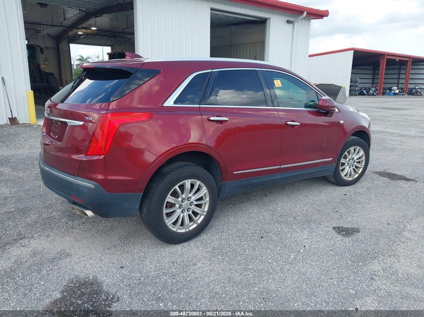 2017 CADILLAC XT5 auction photo 4