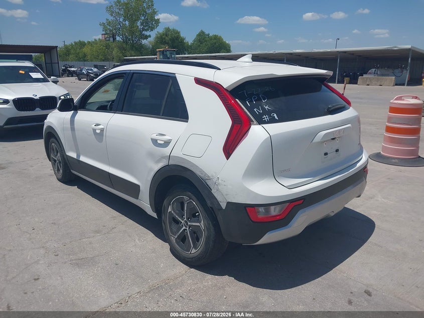 Vin: kndcp3le5p5086954, lot: 46229529, kia niro lx 20233