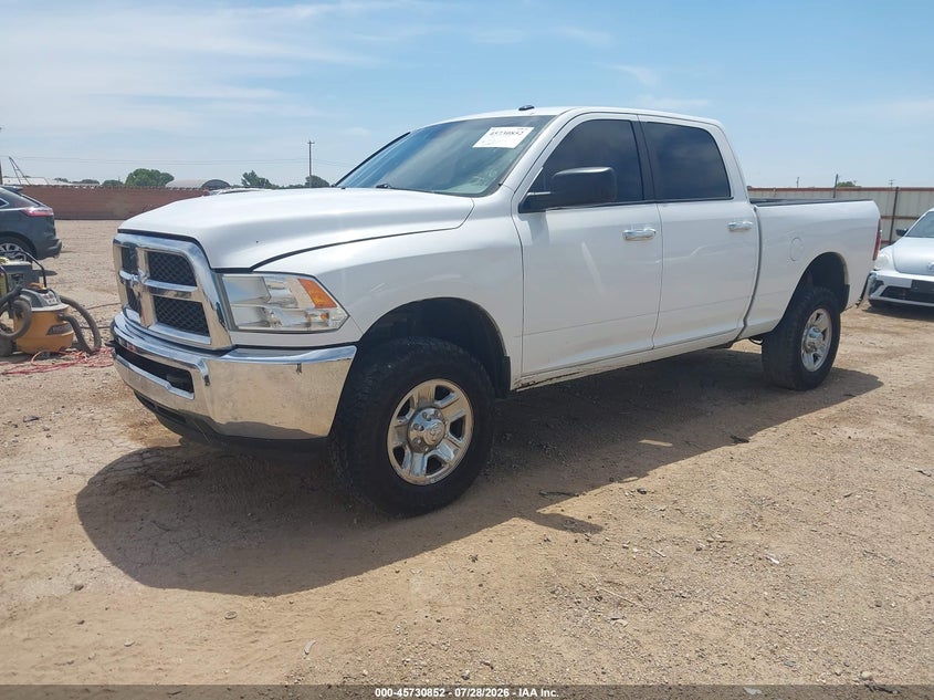 Vin: 3c6ur5dl8eg318970, lot: 46229551, ram 2500 slt 20142