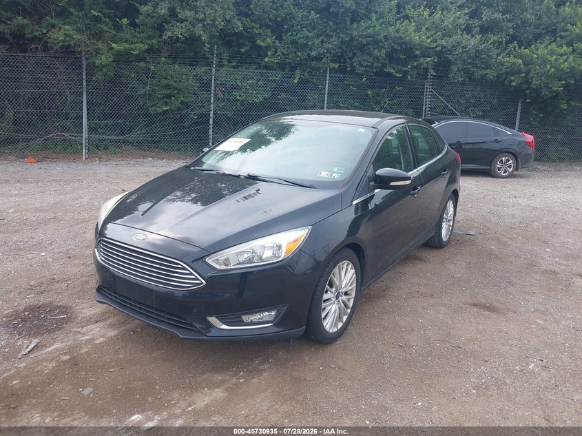 Vin: 1fadp3j26hl256481, lot: 46229635, ford focus titanium 20172