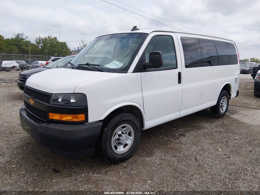 2019 CHEVROLET EXPRESS 2500 auction photo 2
