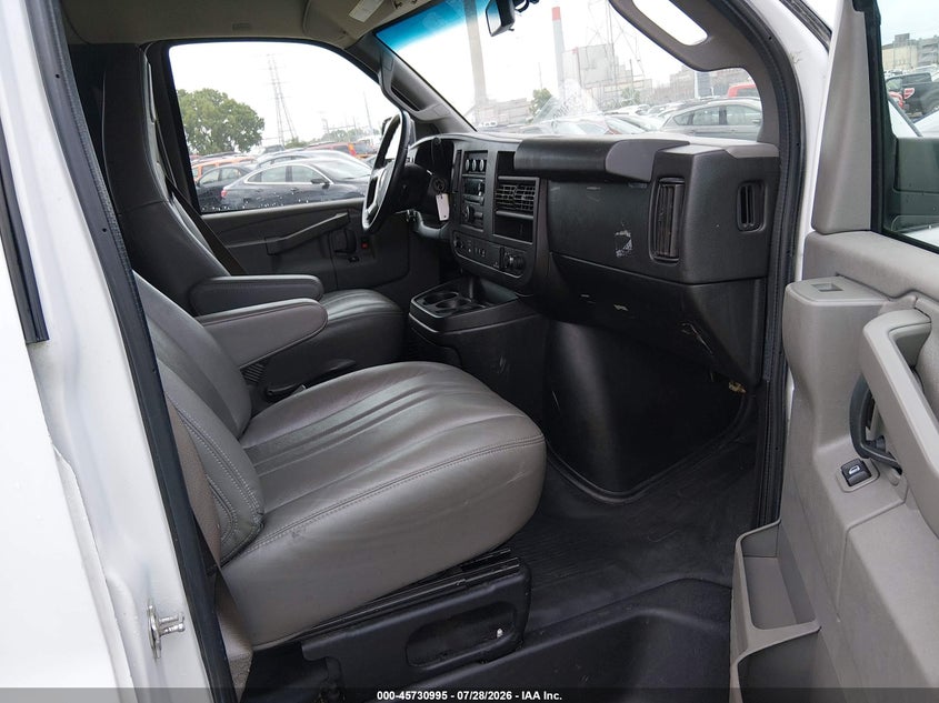 2019 CHEVROLET EXPRESS 2500 auction photo 5