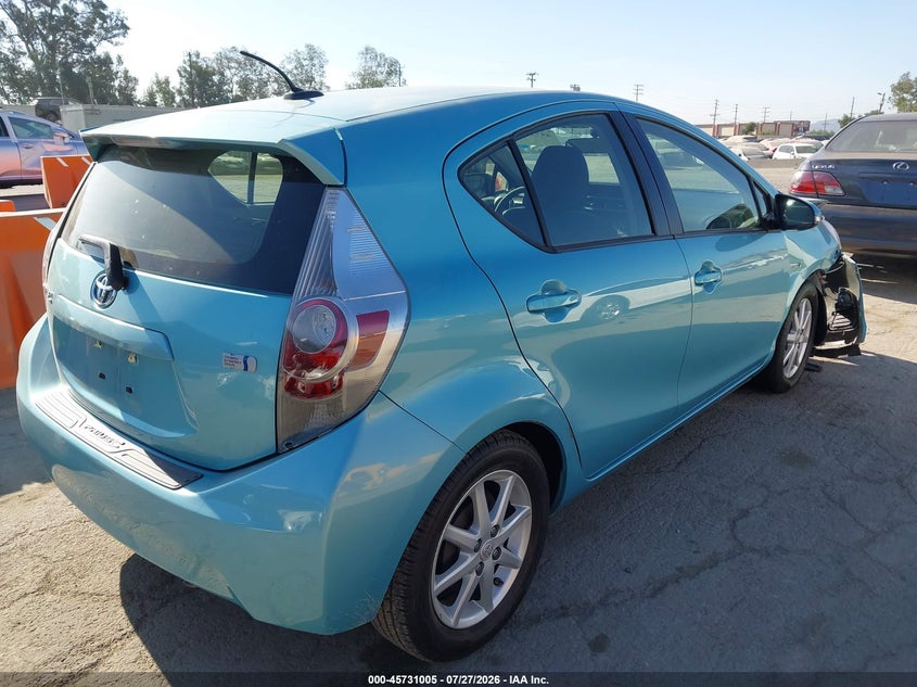 Vin: jtdkdtb39d1035836, lot: 46229704, toyota prius c three 20134