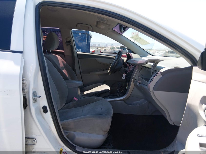 2009 TOYOTA COROLLA auction photo 5