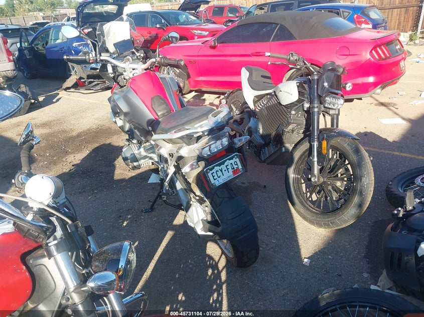 2016 BMW R1200 auction photo 3