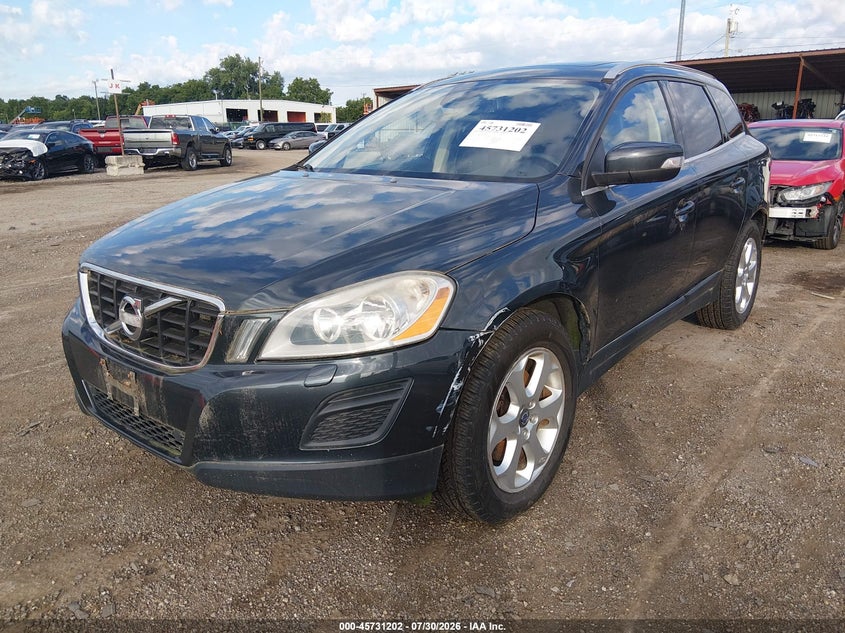 2013 VOLVO XC60 auction photo 2