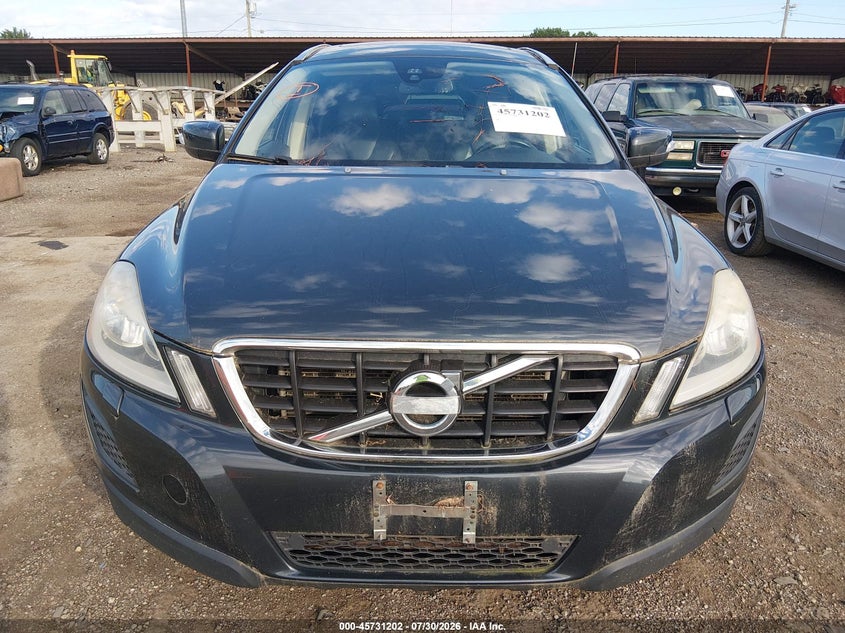 2013 VOLVO XC60 auction photo 6
