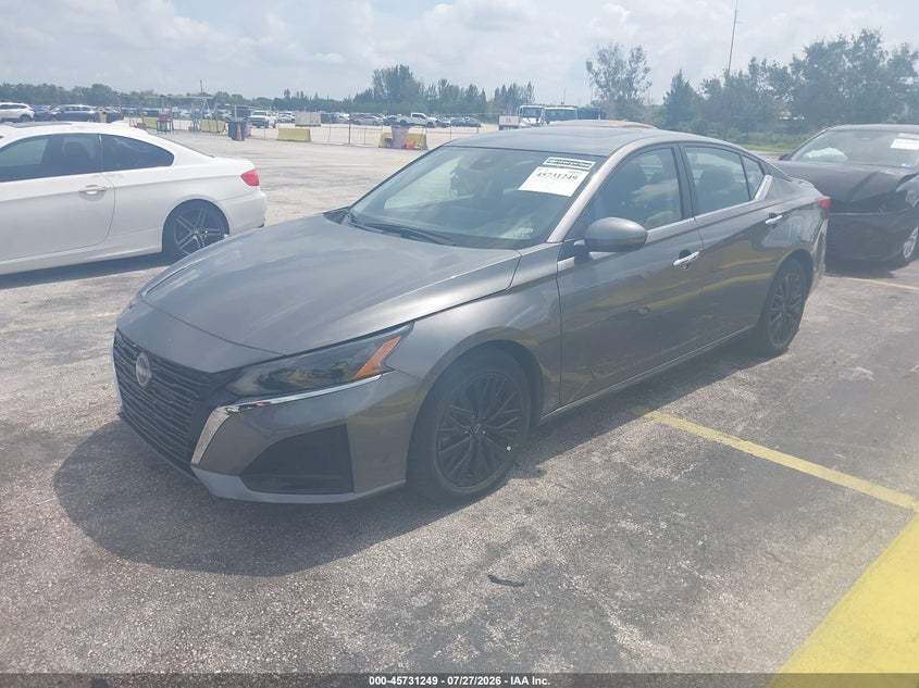 2025 Nissan Altima, Right Side, IAAI, VIN 1N4BL4DV0SN362192 — photo 2