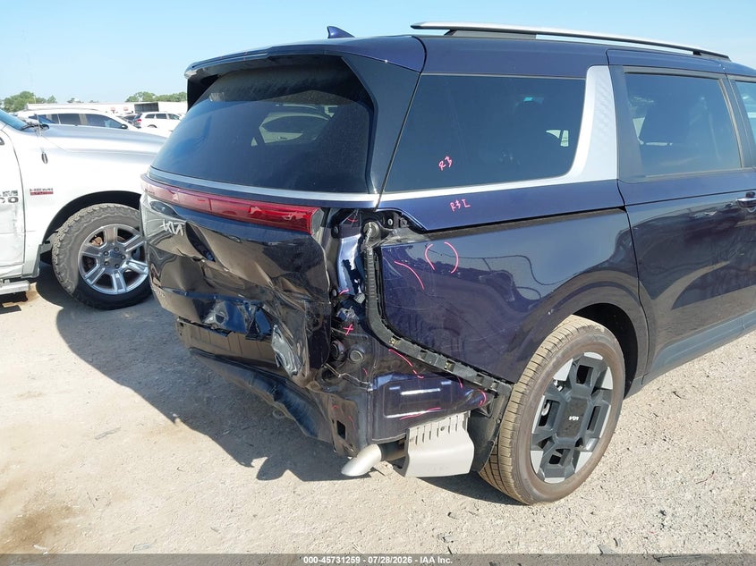 2025 KIA CARNIVAL MPV auction photo 6