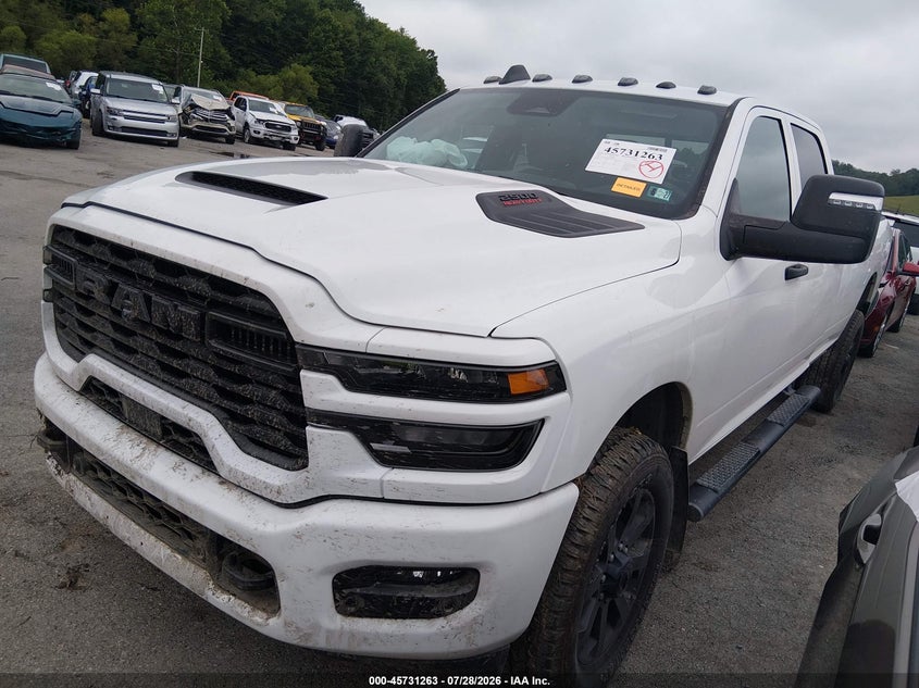 Vin: 3c6ur5hj9tg301830, lot: 46229962, ram 2500 black express  4x4 8 box 20262