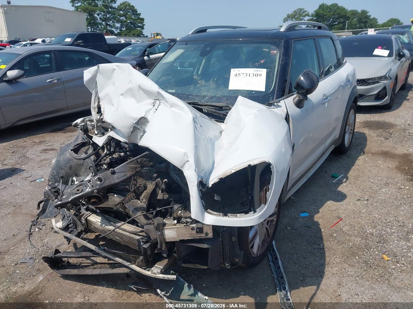 2020 MINI COUNTRYMAN auction photo 6