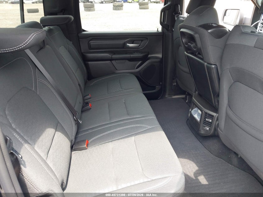 2025 RAM 1500 auction photo 8