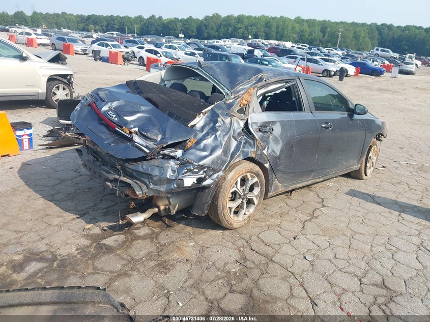 Vin: 3kpf24ad2le256505, lot: 46230105, kia forte lxs 20204