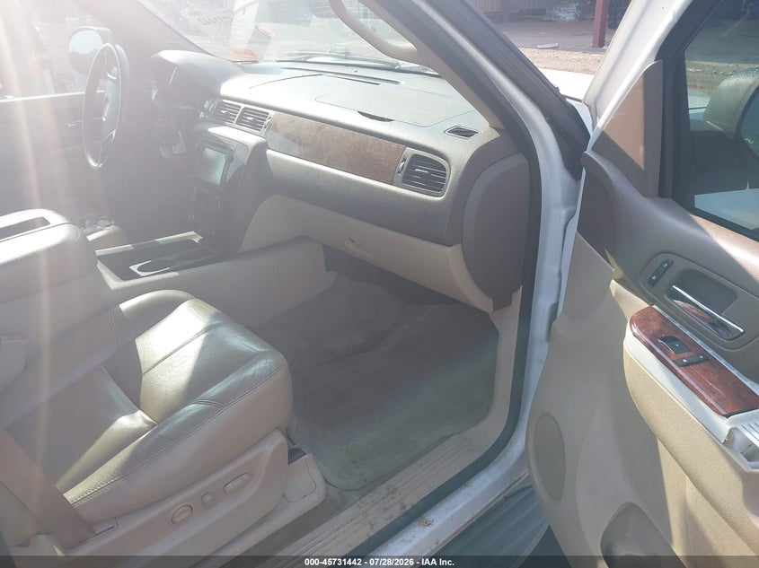 2012 CHEVROLET TAHOE auction photo 5