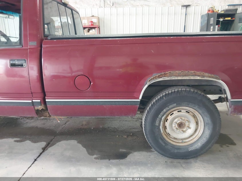 1988 CHEVROLET GMT-400 auction photo 6