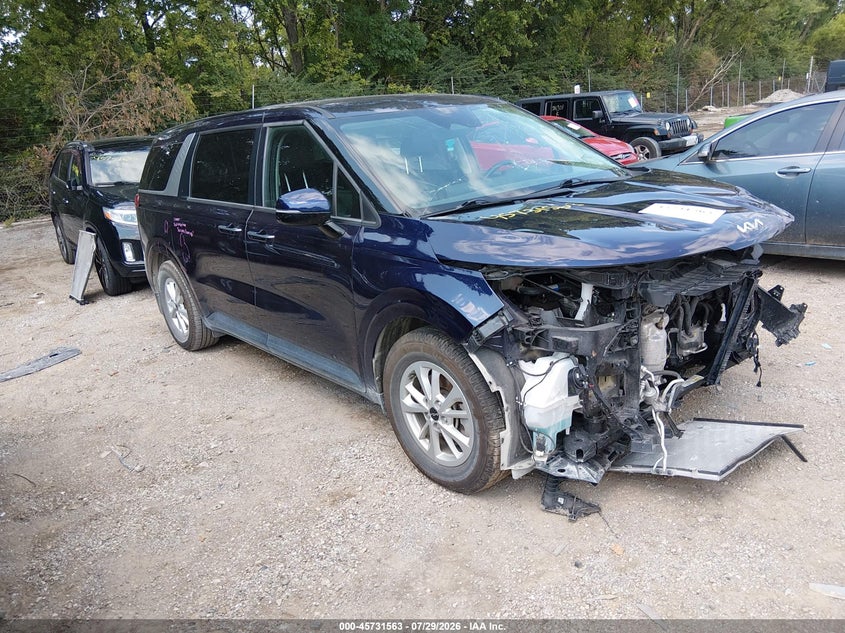 2024 KIA CARNIVAL MPV auction photo 1