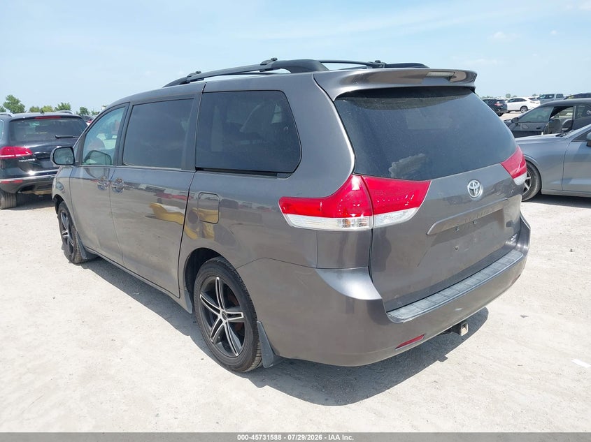Vin: 5tddk3dc5bs021718, lot: 46230287, toyota sienna xle 20113