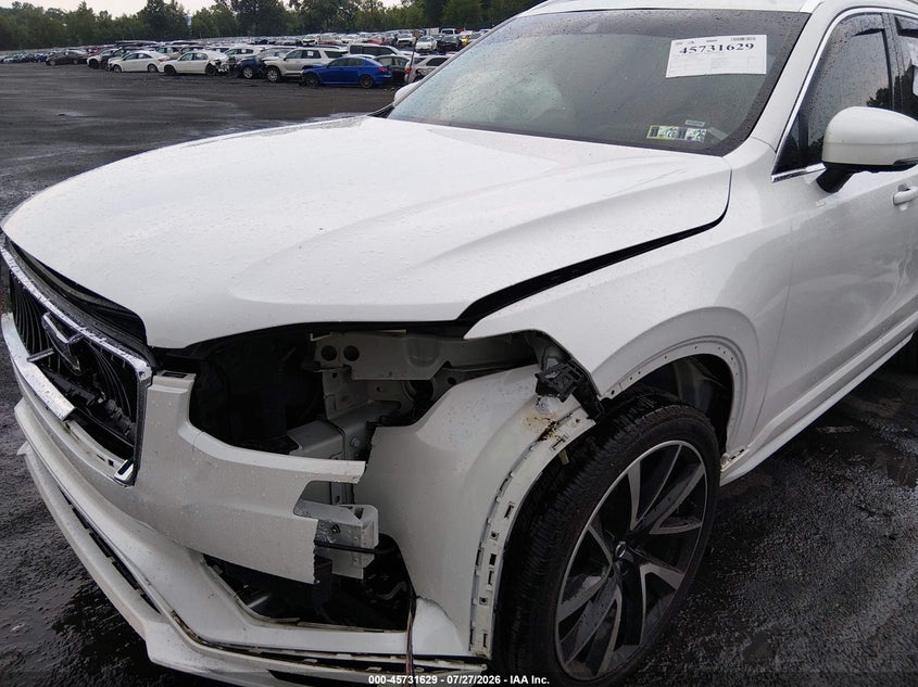 2022 VOLVO XC90 auction photo 6