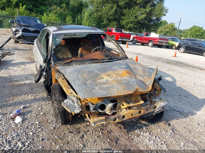 2001 SATURN SL2 auction photo 6