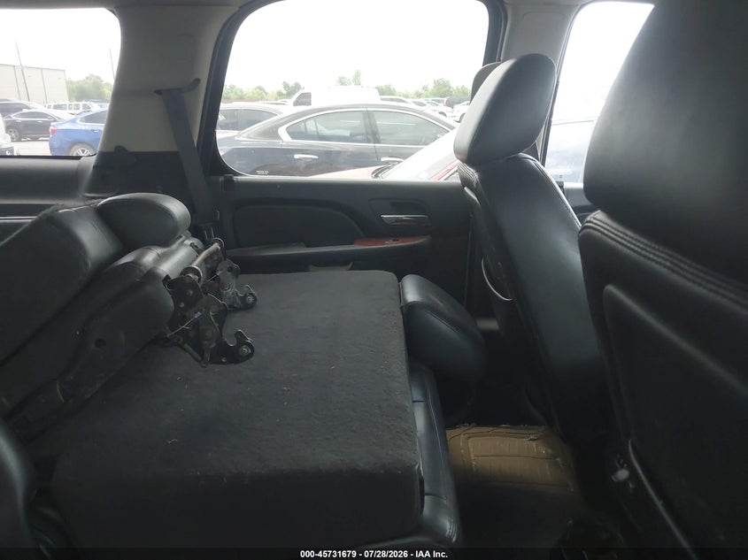 2013 CHEVROLET TAHOE auction photo 8