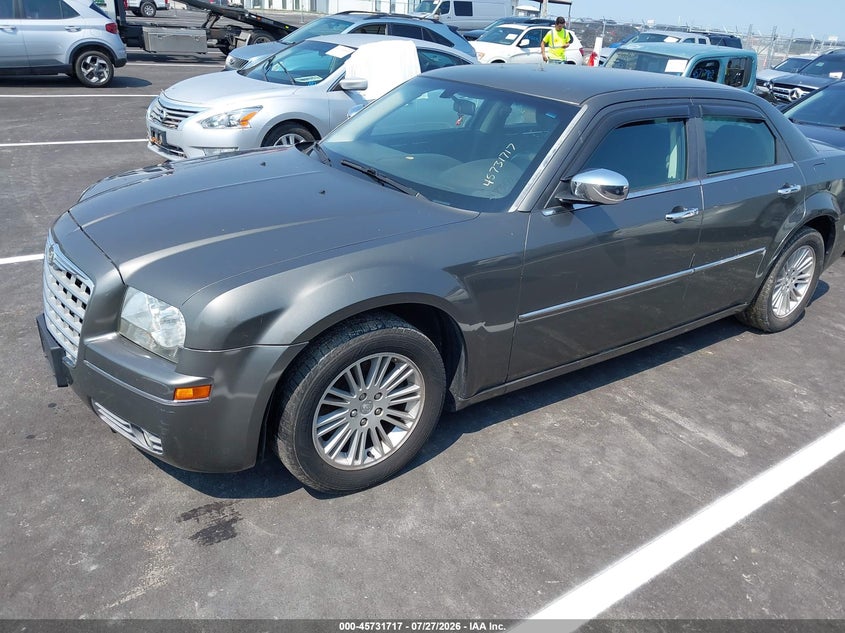 Vin: 2c3ca4cd7ah206739, lot: 46230416, chrysler 300 touring 20102