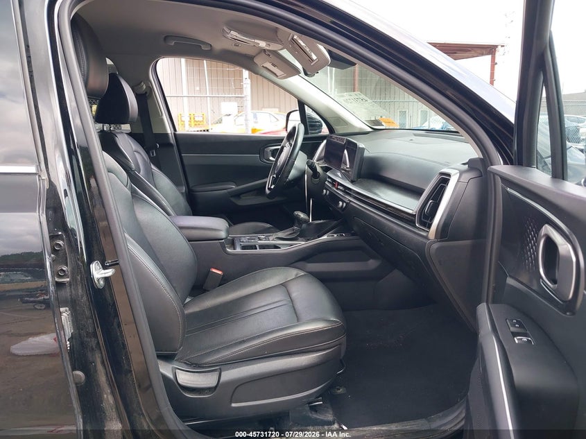 2024 KIA SORENTO auction photo 5
