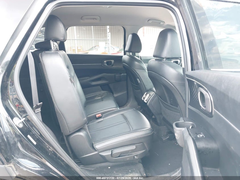 2024 KIA SORENTO auction photo 8
