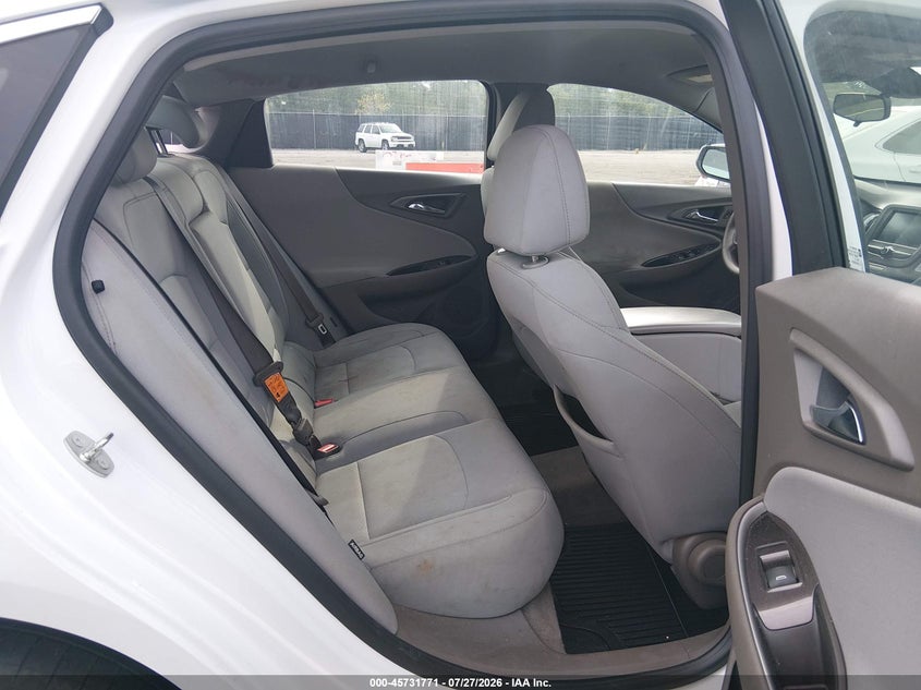 2016 CHEVROLET MALIBU auction photo 8