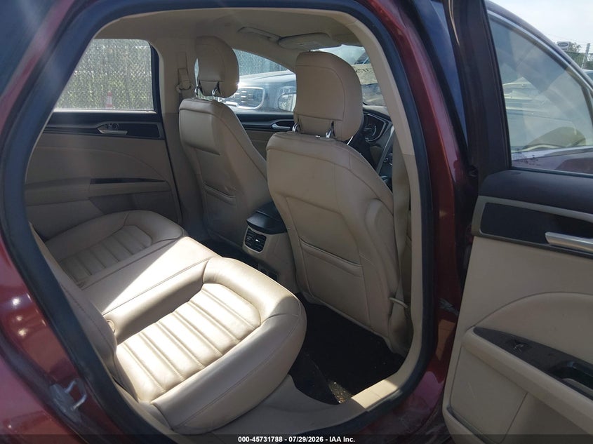 2014 FORD FUSION HYBRID auction photo 8
