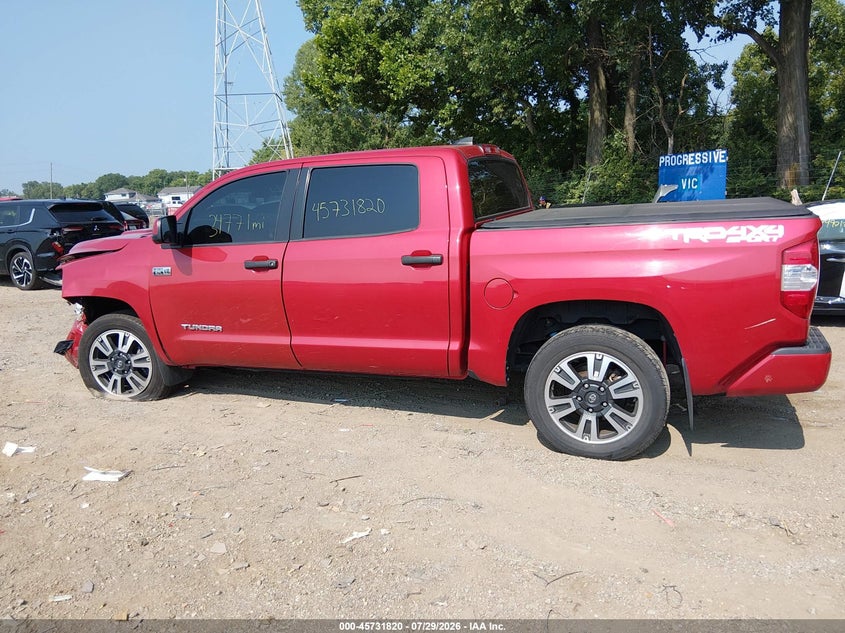 TOYOTA TUNDRA - zdjęcie 14