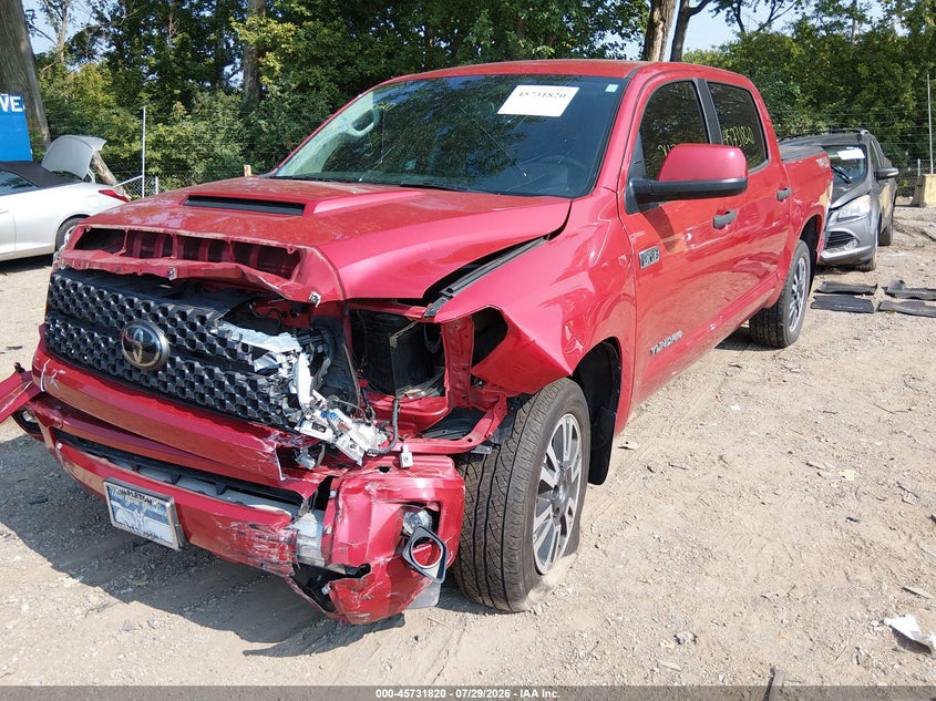 TOYOTA TUNDRA - zdjęcie 2