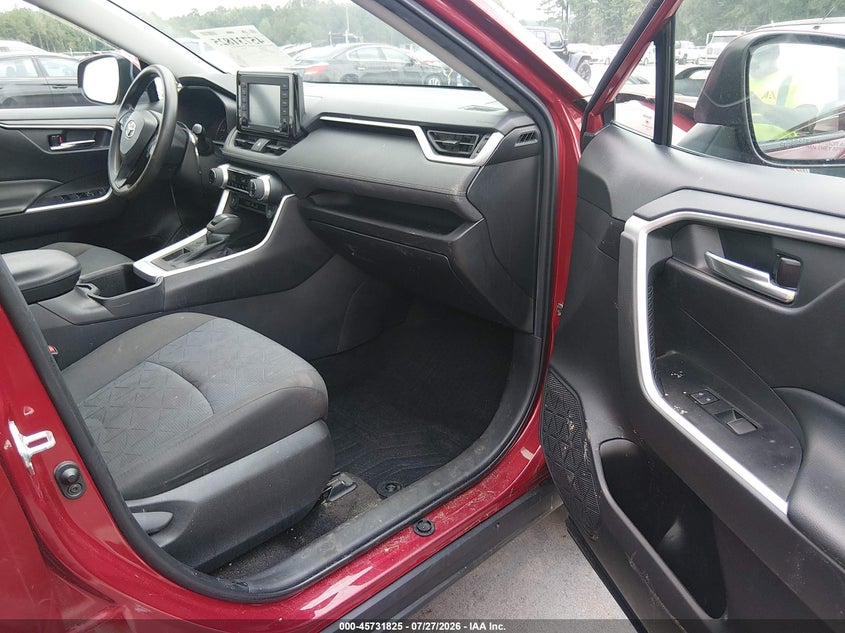 2022 TOYOTA RAV4 auction photo 5